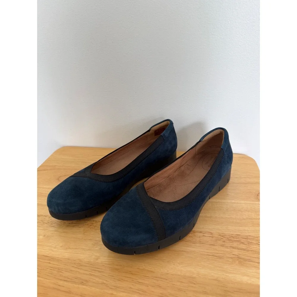 Clarks Artisan Daelyn Hill Navy Nubuck Suede Slip On Shoes Women's Size 9.5